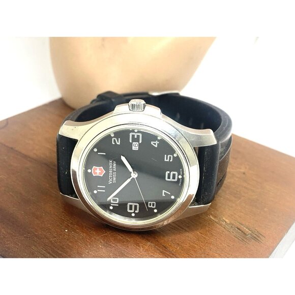 Victorinox Swiss Army Men's Watch 241387.CB Black Dial Quartz Rubber Strap 40mm - Picture 8 of 14
